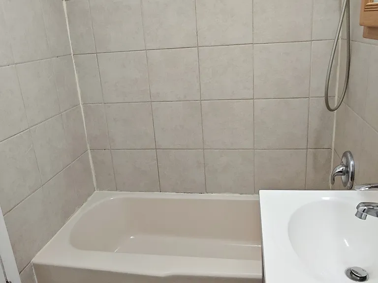 3835 W 124th Pl #1E — Photo 11