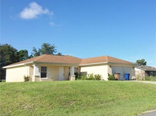 2713 28th St SW, Lehigh Acres, FL 33976