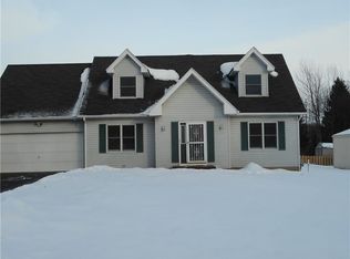 24 Homewood Ln, Rochester, NY 14609