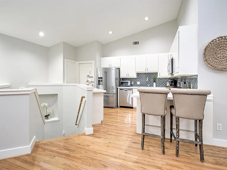5225 Cornish St #1 — Photo 7