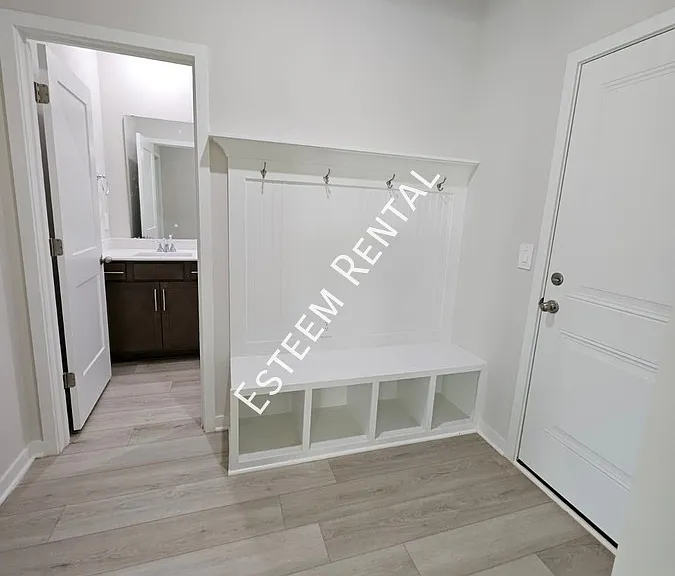 1147 Winding Spring Dr — Photo 10