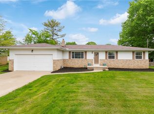 2821 Shellhart Rd, Barberton, OH 44203