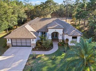 33 Milbark Dr, Homosassa, FL 34446