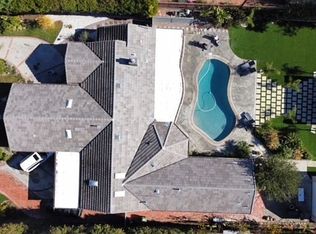 17150 Rayen St, Northridge, CA 91325