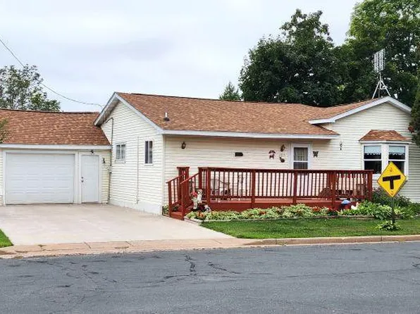 101 N Main St, Luck, WI 54853