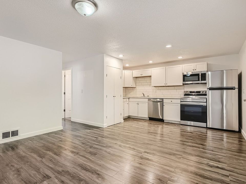 1st image of 12715 1st Avenue Ct E #12715