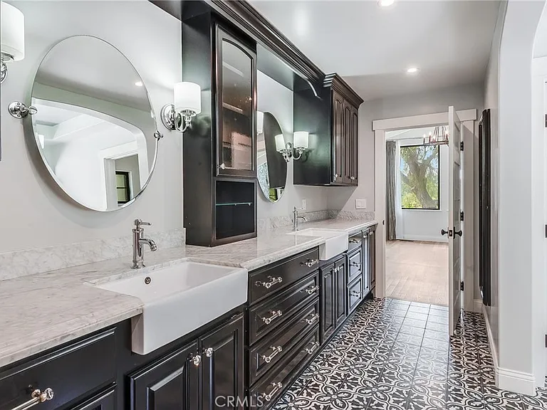 57 Narcissa Dr — Photo 24