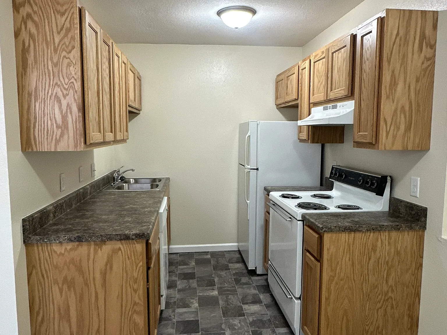 2 bed, $650 — Photo 4