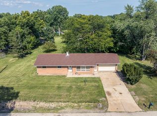 1506 Wildwood Ln, Joliet, IL 60433