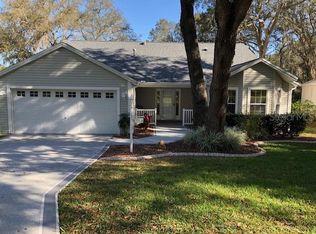 119 Costa Mesa Dr, Lady Lake, FL 32159