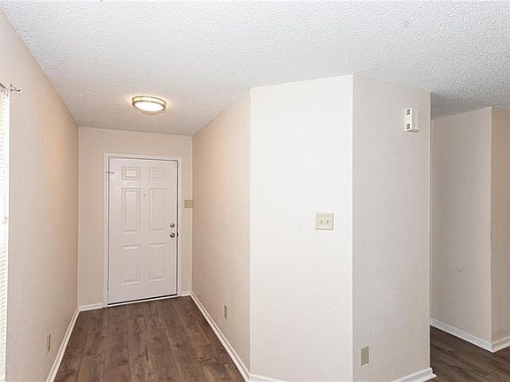 3rd image of 14441 Black Farm Dr