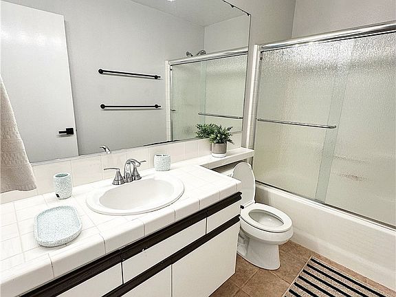 4th image of 28474 Porsena Way #28474
