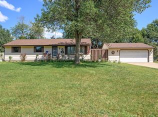 11732 Idaho Ave N, Champlin, MN 55316