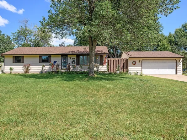 11732 Idaho Ave N, Champlin, MN 55316