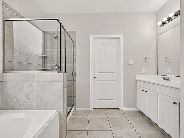 20223 Highfield Park Dr — Photo 34