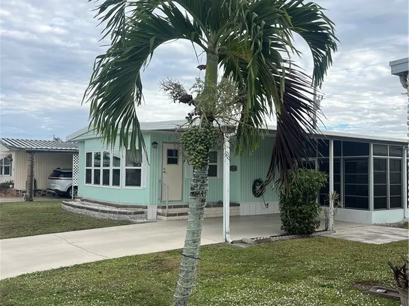 3144 Indian Village Ln, North Fort Myers, FL 33917