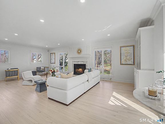 5th image of 1038 Westover Road
