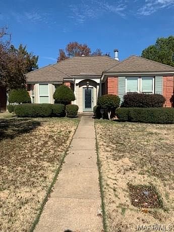 1st image of 3825 Oak Ave