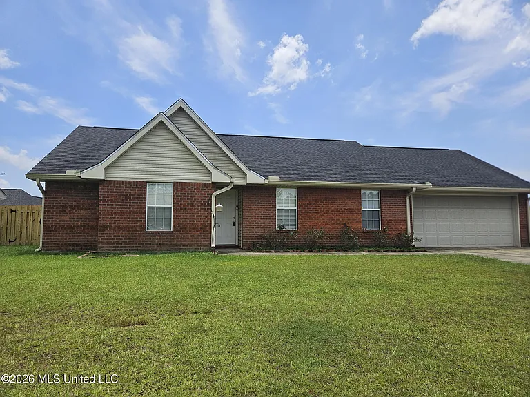 2312 Paula Cir — Photo 1