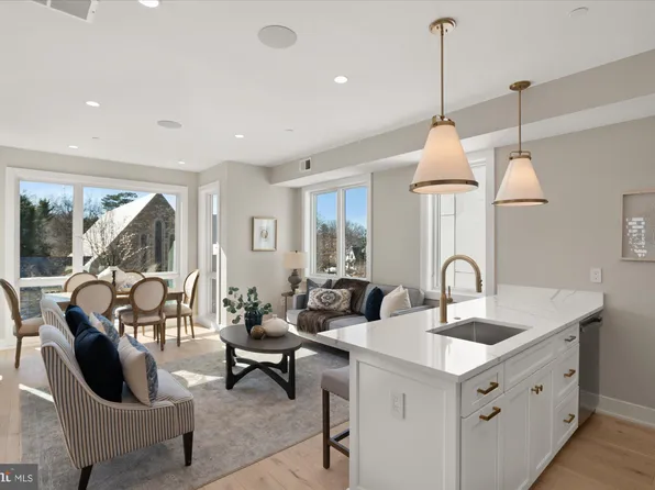 5305 Connecticut Ave NW #Penthouse 10, Washington, DC 20015