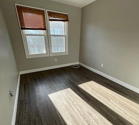 4th image of 122 Virginia Ave #3RC