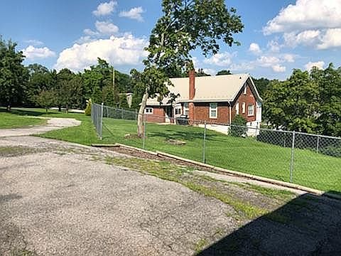 Fenced in partition of yard