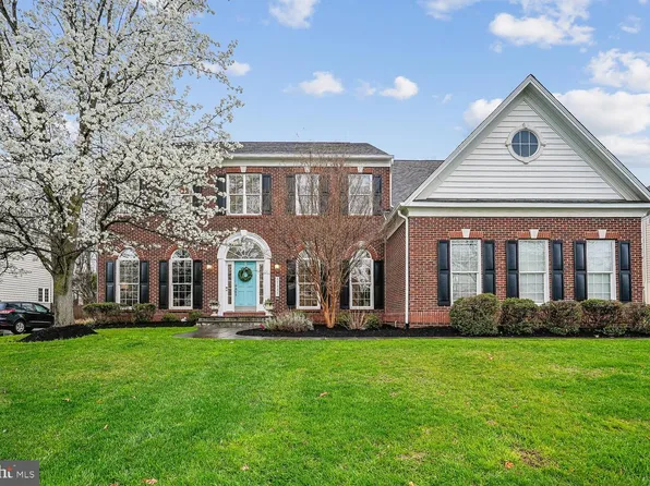 22527 Forest Run Dr, Ashburn, VA 20148