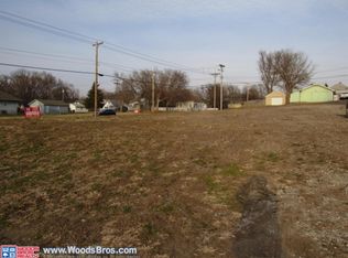 801 Hill St, Lincoln, NE 68502