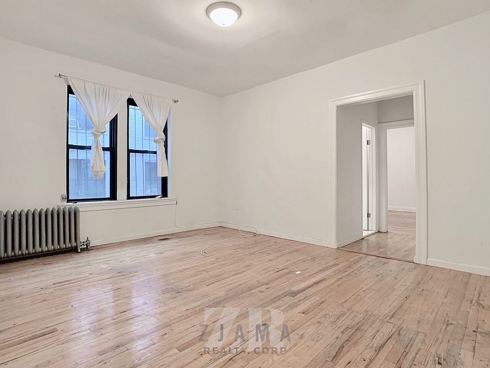 1st image of 121 Parkside Ave APT 4