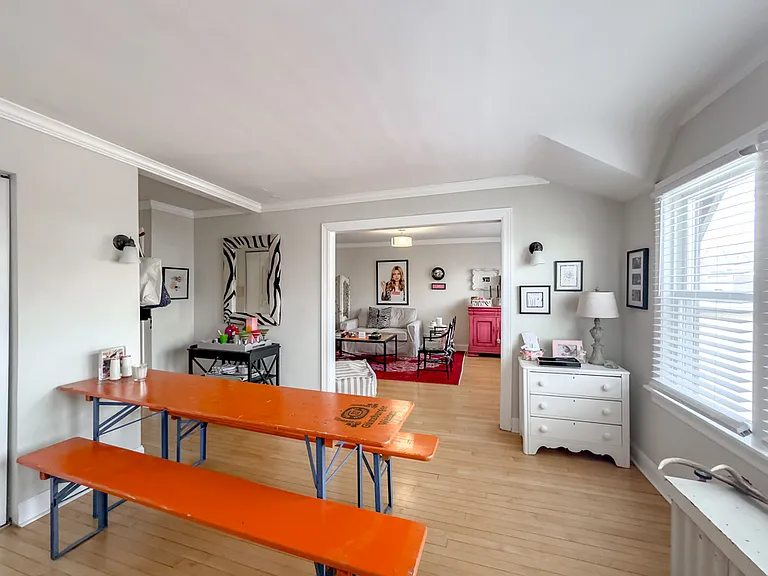 733 Elm St #203 — Photo 9