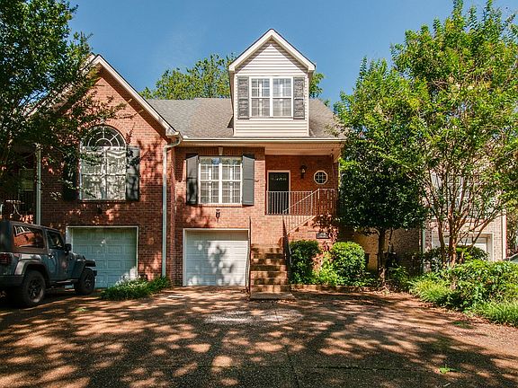 2nd image of 1202B Cedar Ln #B