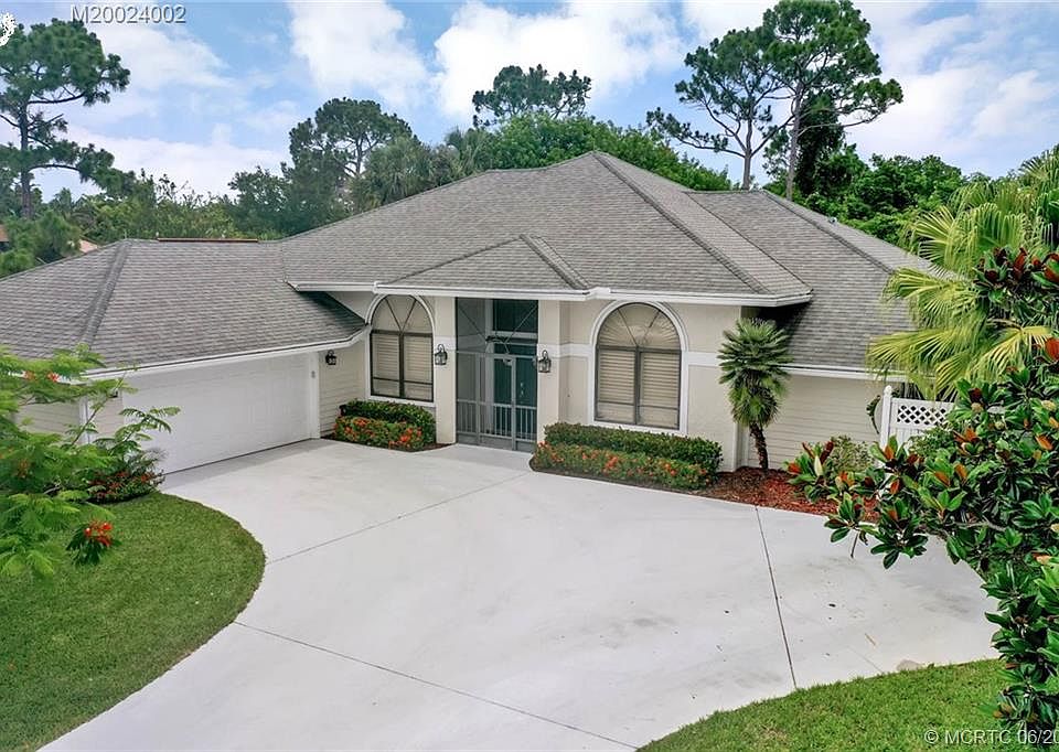 1st image of 973 SW Sand Oak Dr