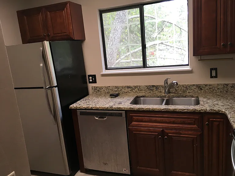 3100 Heathstead Pl #D — Photo 12
