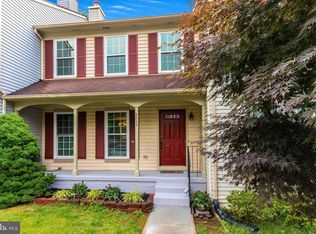 5833 Waterdale Ct, Centreville, VA 20121