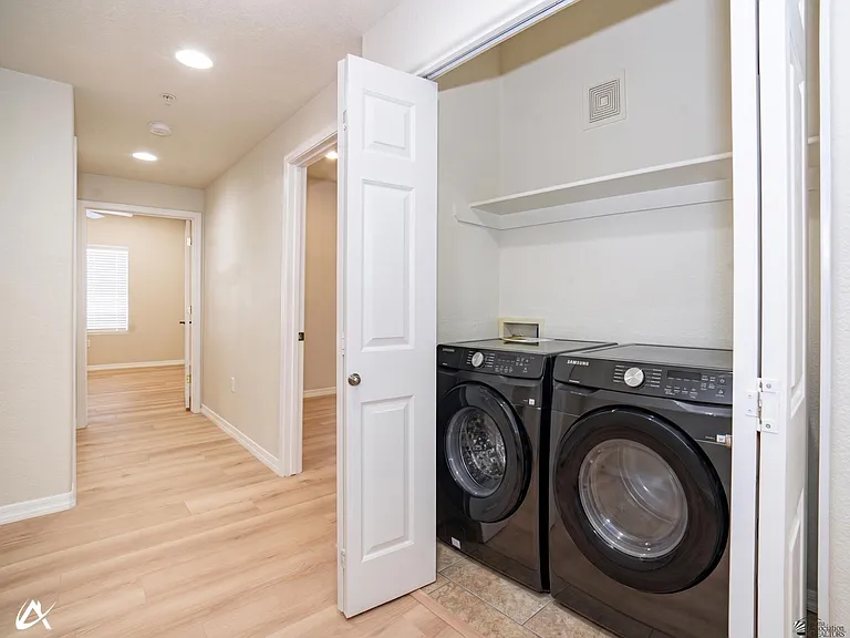 3558 W 22nd Pl #A — Photo 14