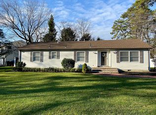 697 Spiral Dr, Brick, NJ 08724