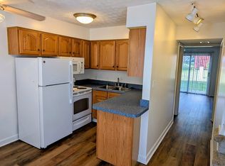 681 W Broadway #R, Granville, OH 43023