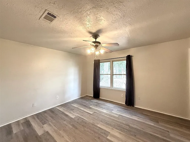 2334 Trailing Vine Rd — Photo 5