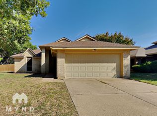 8517 Brushy Creek Trl, Fort Worth, TX 76118