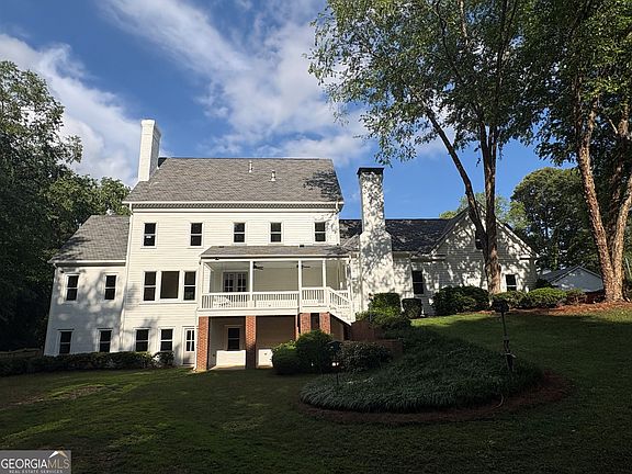 3rd image of 1811 Murdock Rd