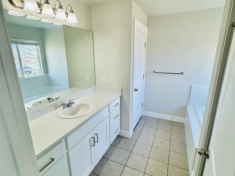 4947 N Nile Dr — Photo 10