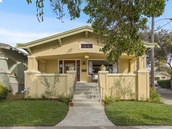 376 Cavour St, Oakland, CA 94618