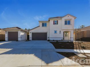 662 Susanne St Unit 2, Corona, CA 92882
