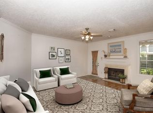 1250 Hunter Wood Dr, League City, TX 77573