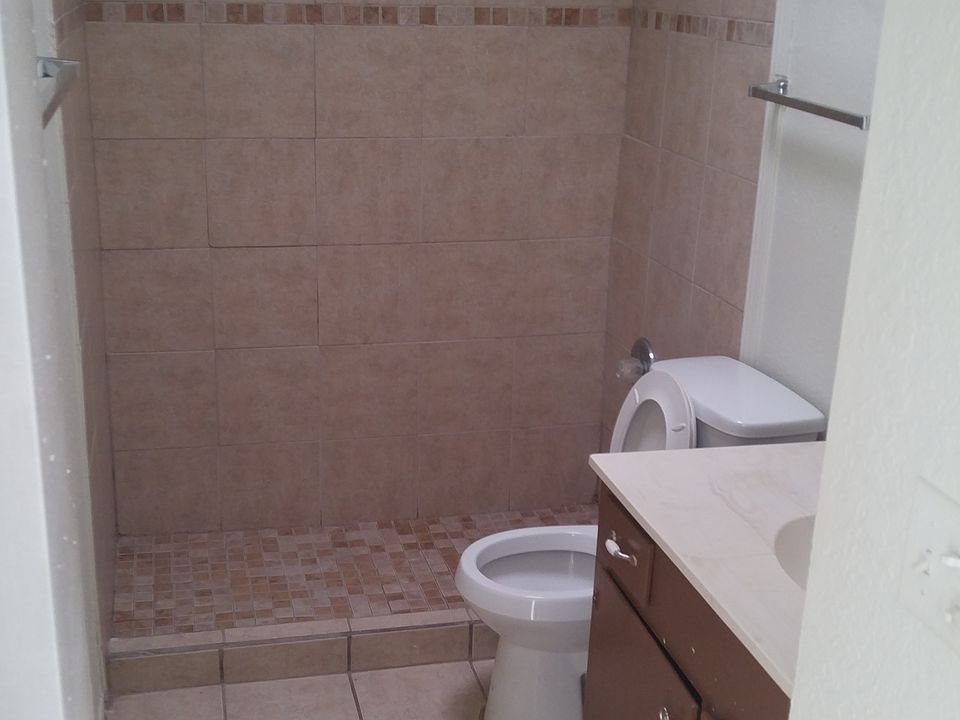 2nd image of 10541 Gran Cima Ln APT C
