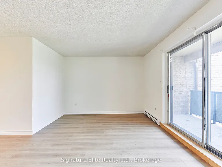 50 Scarborough Golf Club Rd #124 — Photo 6