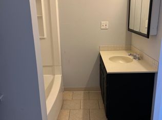 411 W McClure Ave, Peoria, IL