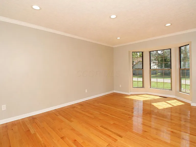 2515 Pressmen Dr — Photo 6