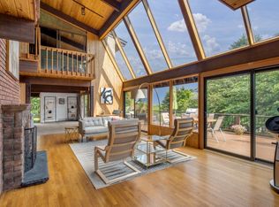 24 Long Hill Rd, Long Valley, NJ 07853