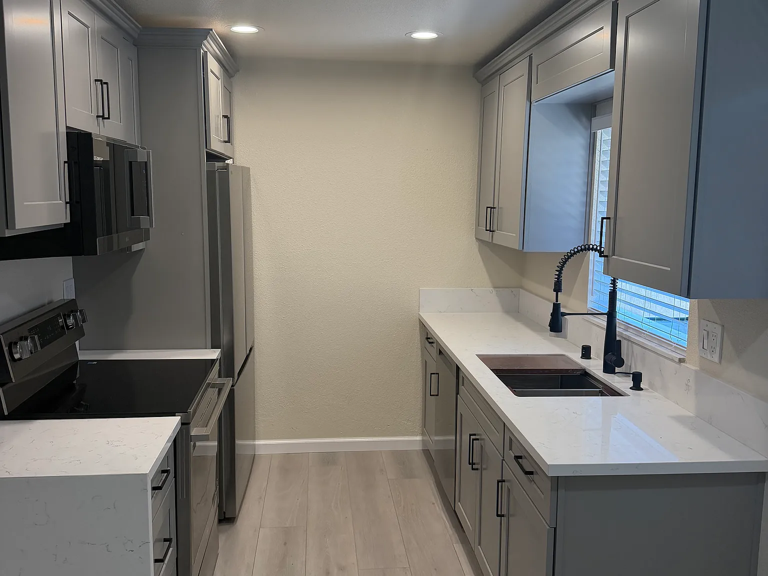 2 bed, $2,895 — Photo 1